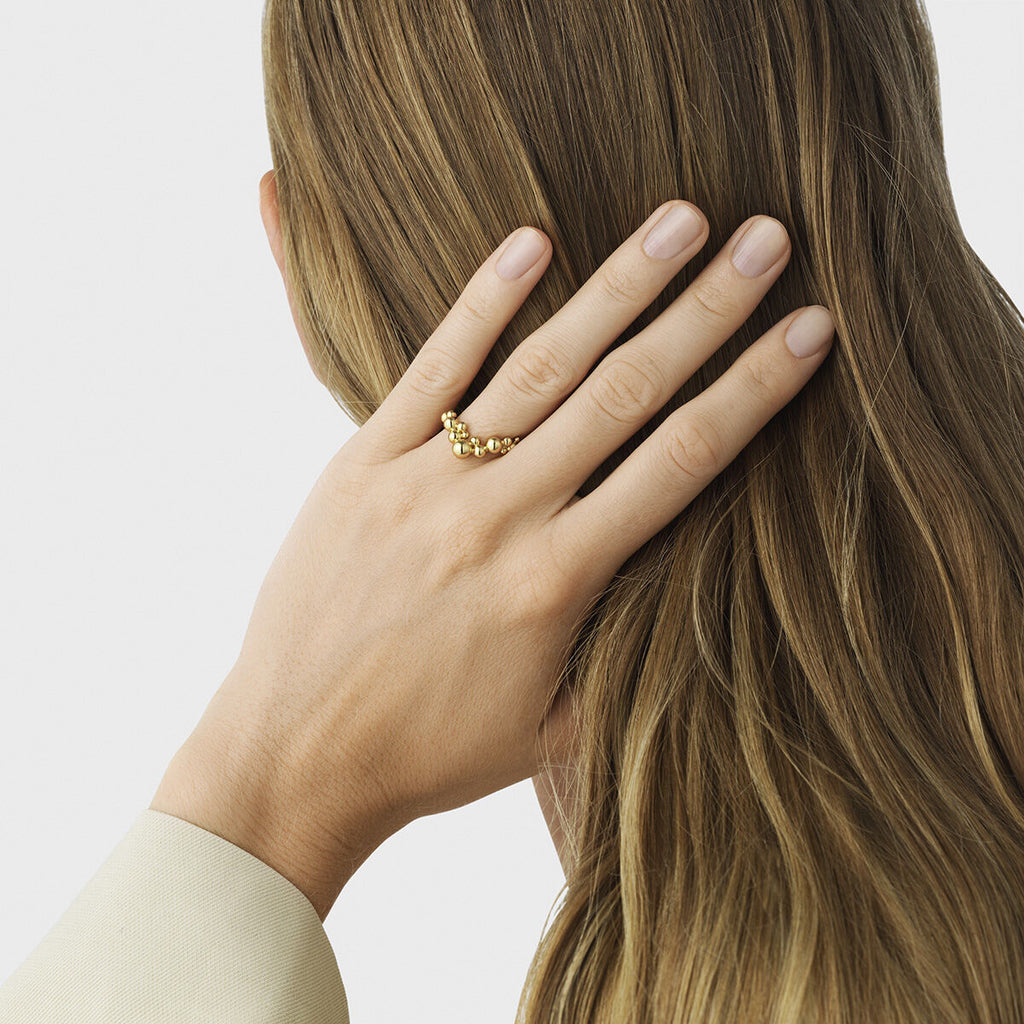 Moonlight Grapes 18K Gold Ring w. Gold beads