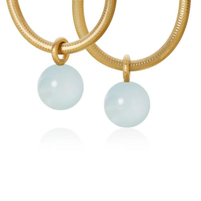 Globe 18K Gold Pendants w. Aquamarines