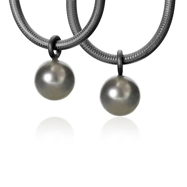 Globe Tahiti Oxidized Silver Pendants w. Pearl