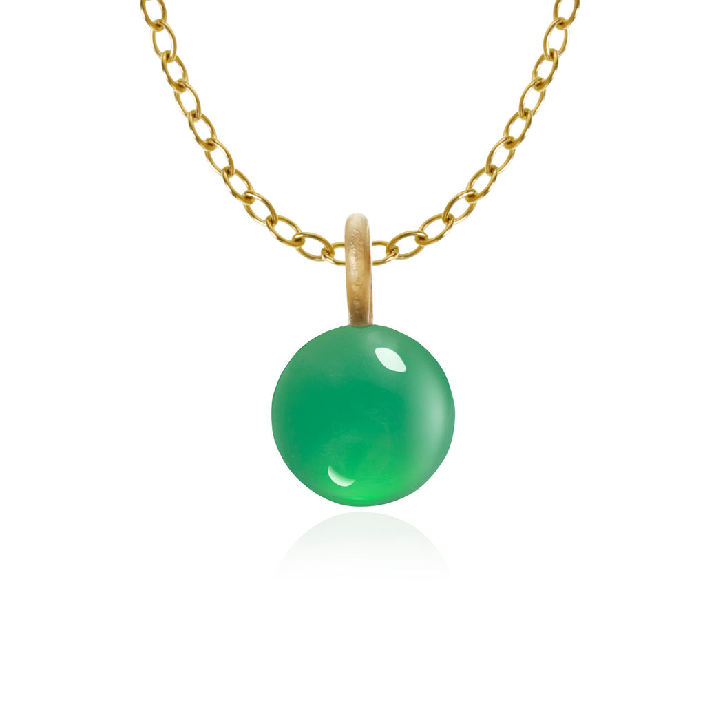 Globe 18K Gold Pendant w. Chrysoprase