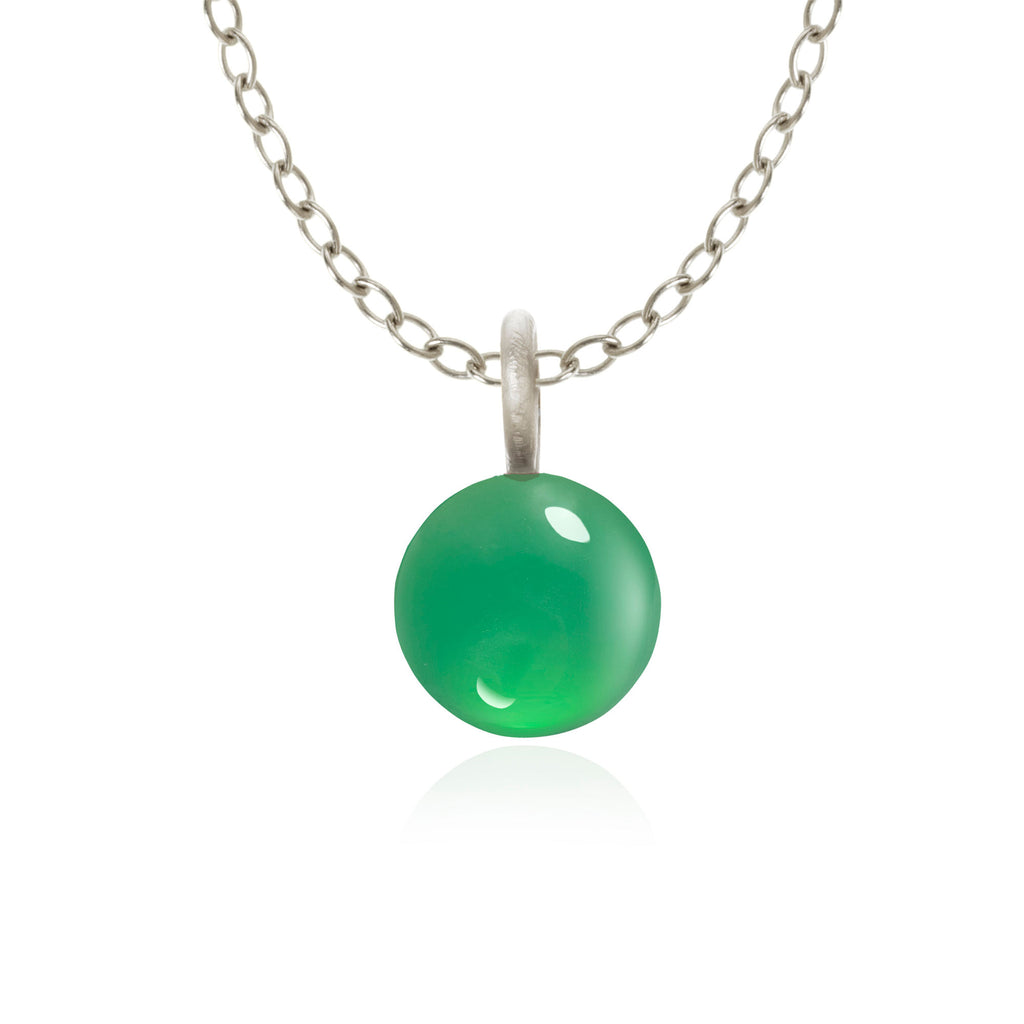 Globe Silver Pendant w. Chrysoprase
