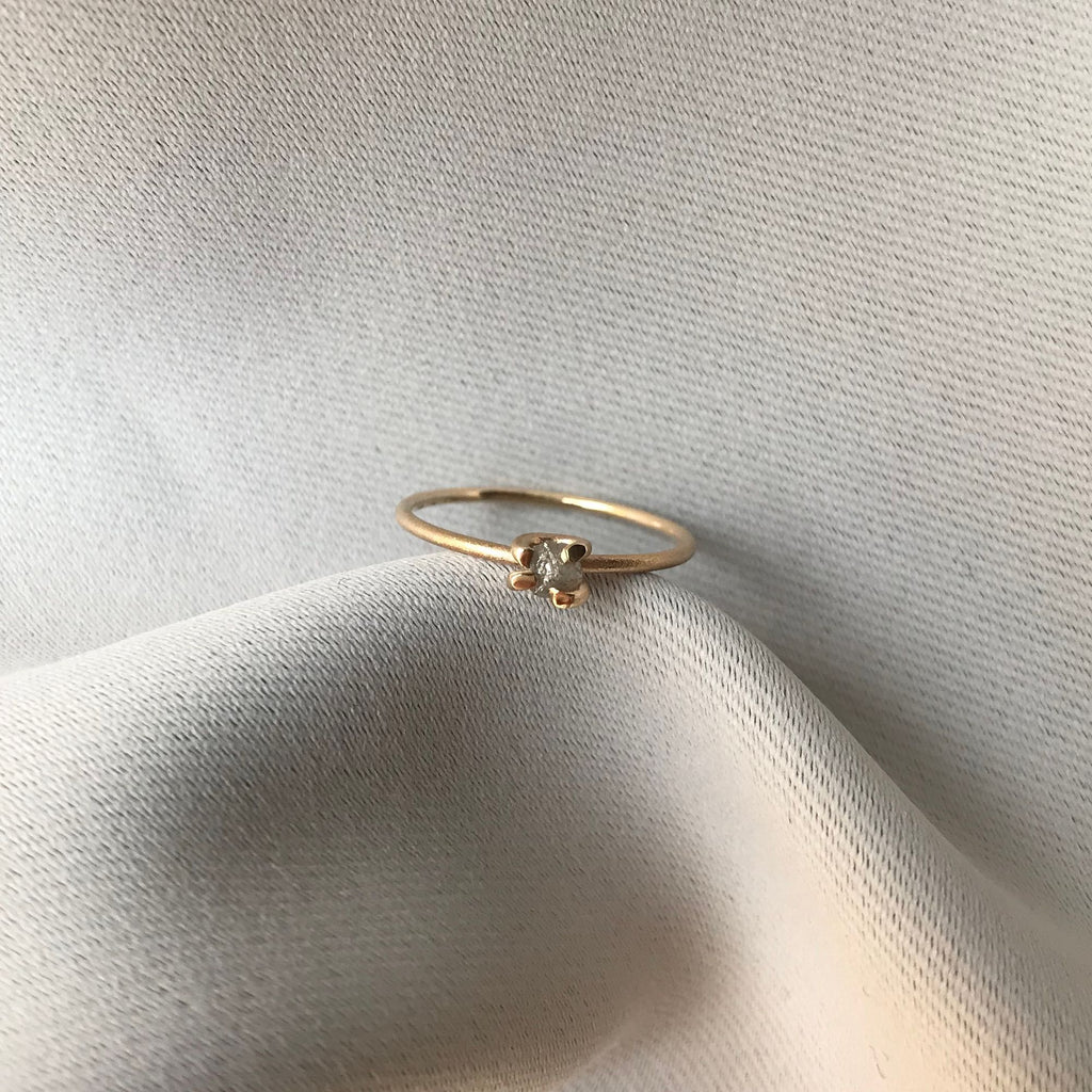 GLOW Rough 14K Gold Ring w. Diamond