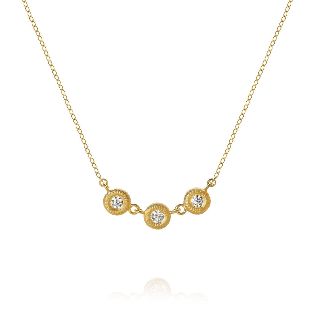 Glory 18K Gold Necklace w. Diamonds