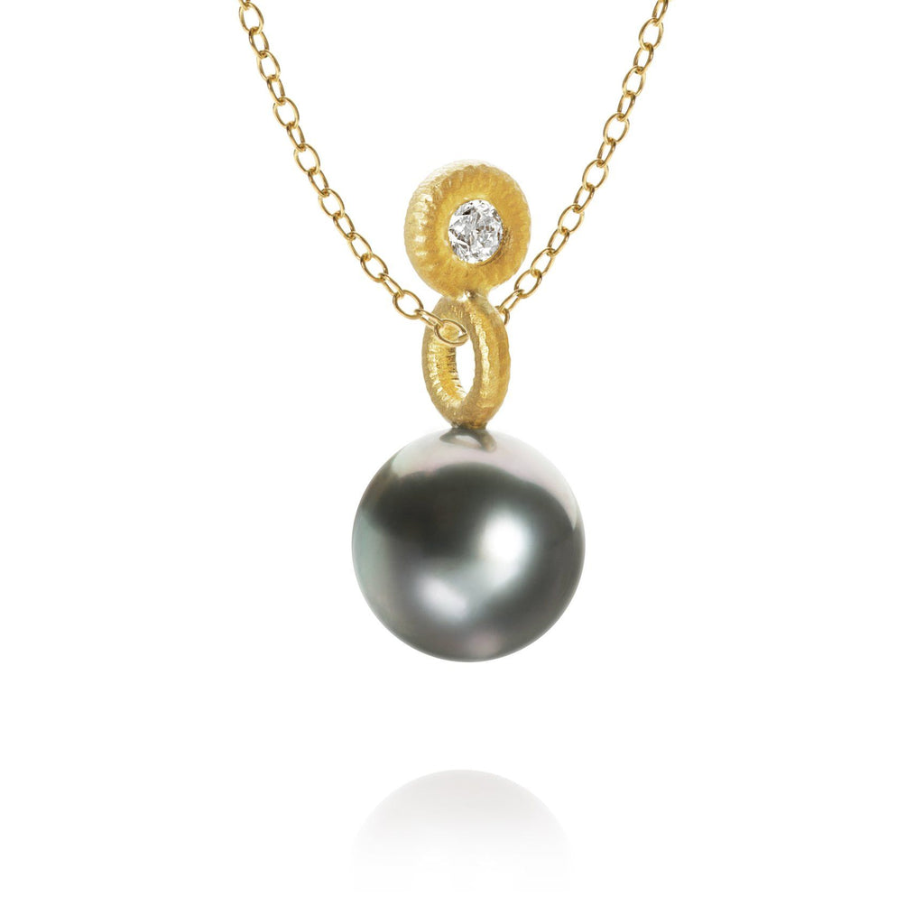 Glory Balance 18K Gold Pendant w. Diamond & Tahiti Pearl