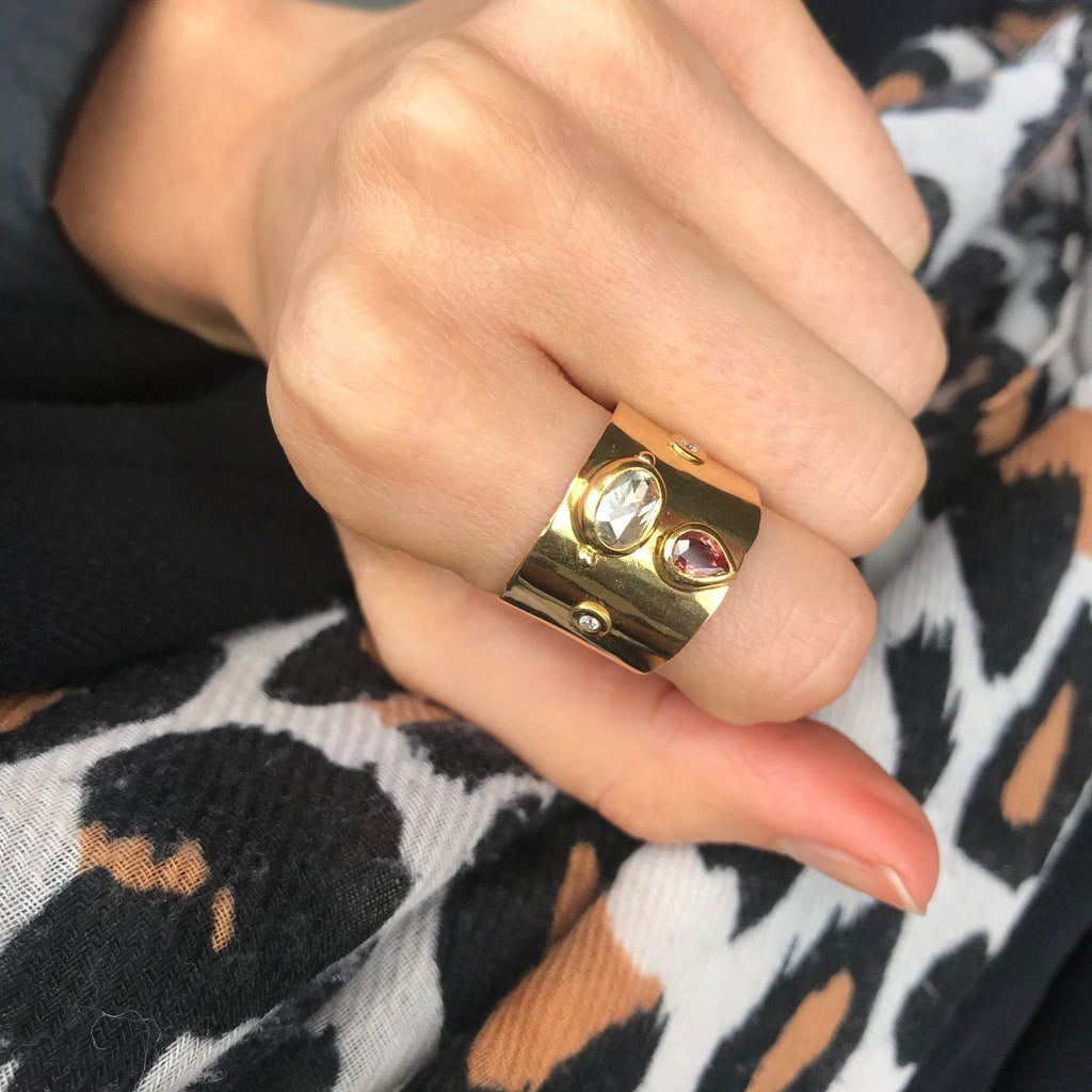 Halle B 18K Gold Ring w. Diamonds & Sapphires