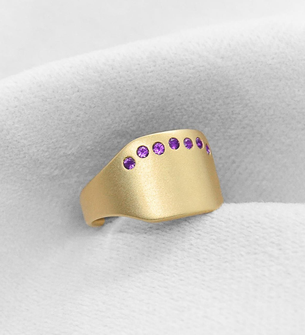Henriette 14K Gold Ring w. Amethysts