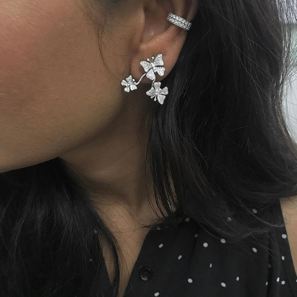 Fairytale Dancing Butterfly 18K Gold, Rosegold or Whitegold Studs w. Diamonds