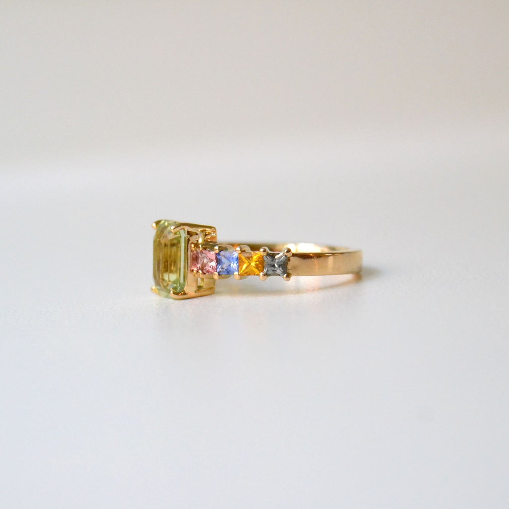 Monara Saka 18K Gold Ring w. Tourmaline & Sapphires