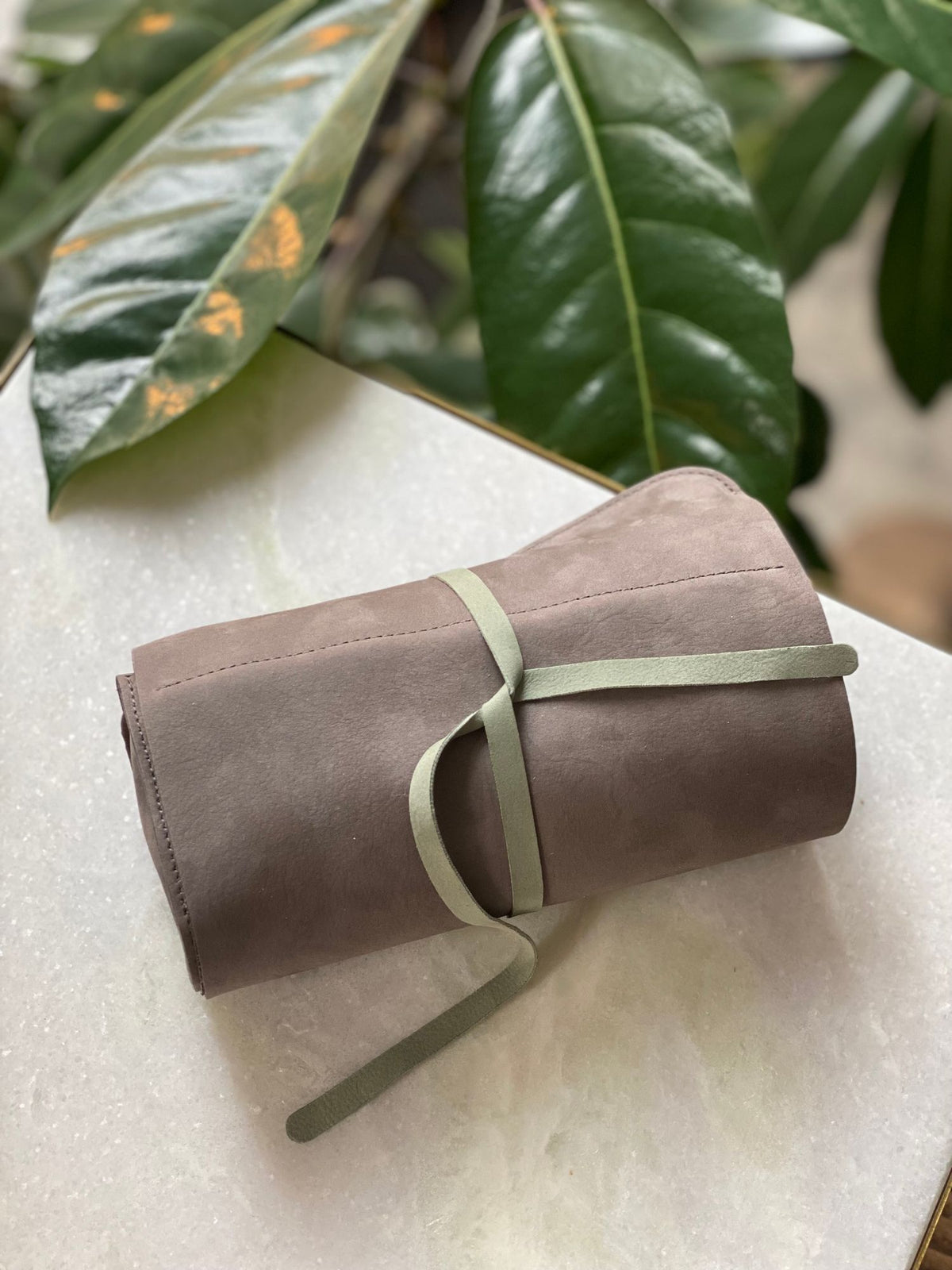 Jewel-on-the-go Grå