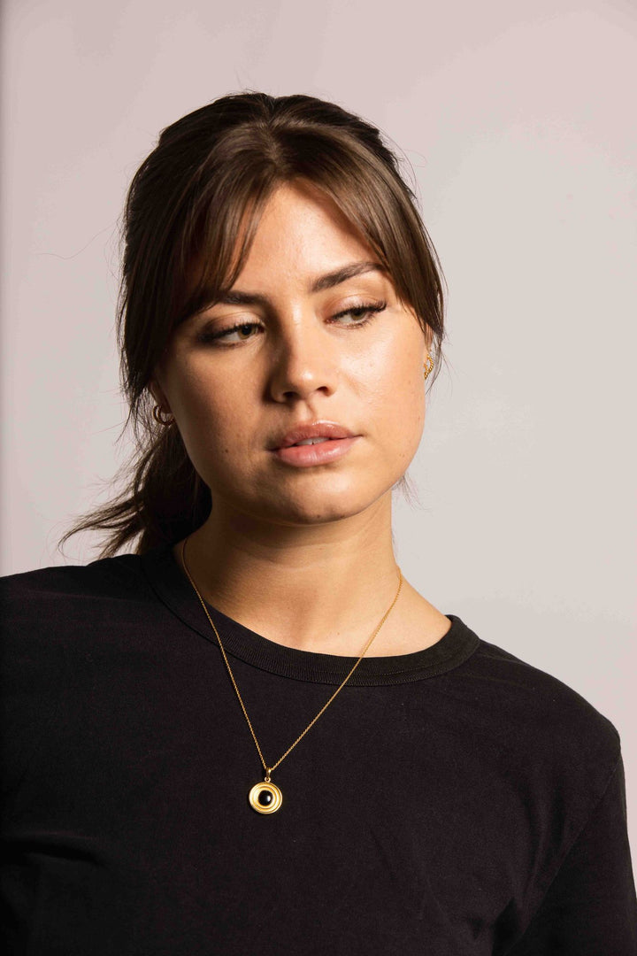 IX Anker 22K Gold Plated Pendant w. Onyx