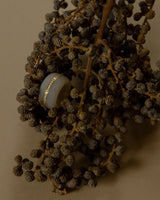 Stone Linings hellgrauer Cocktail Ring (auf Bestellung)