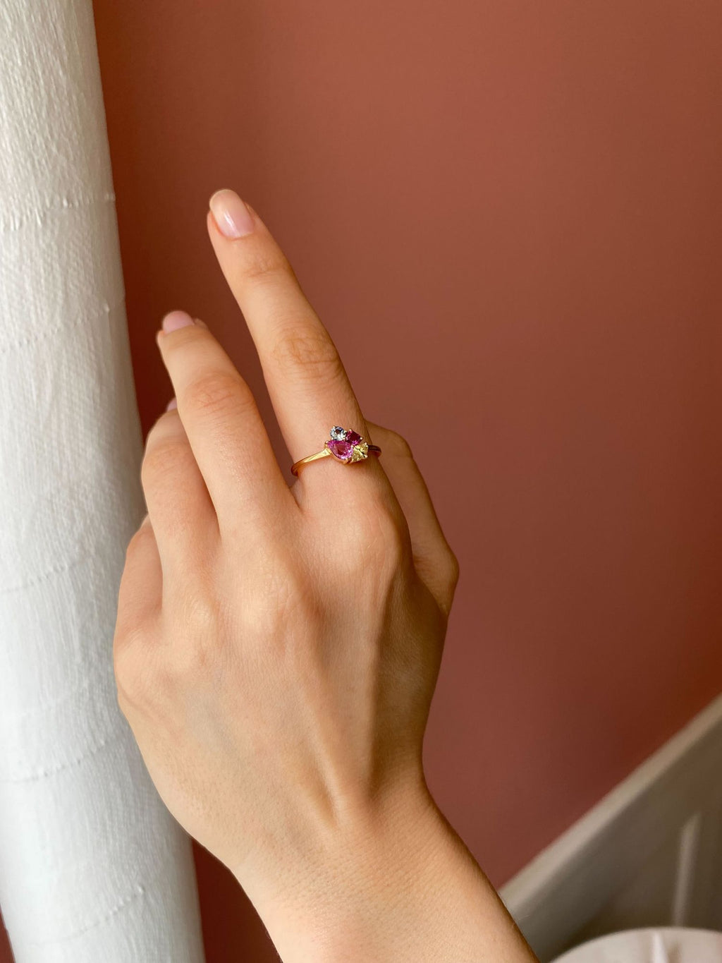 SOLD OUT Monara Mala 18K Gold Ring w. Sapphires