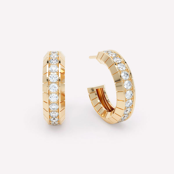 Eternity eingravierter Ohrringe aus 18K Gold I Labor-Diamanten