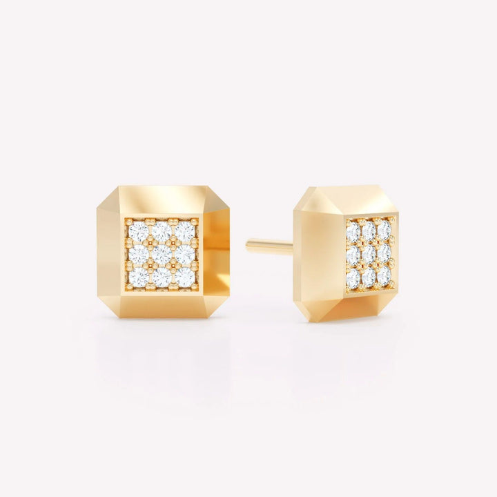 Eternity polished 18K Gold Studs w. Lab-Grown Diamonds