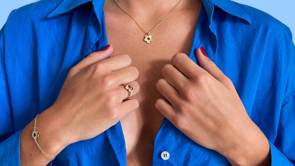 Flower Power 18K Gold Bracelet w. Diamonds