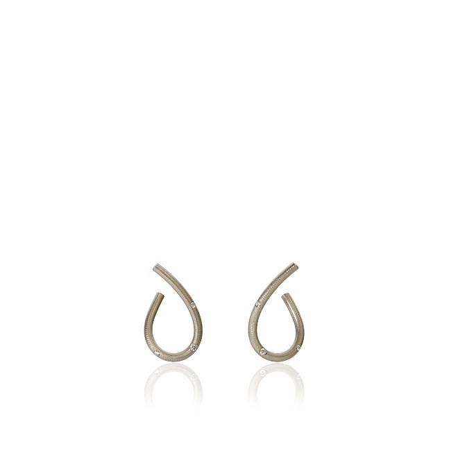 Small Kharisma 18K Whitegold Earrings w. Diamonds