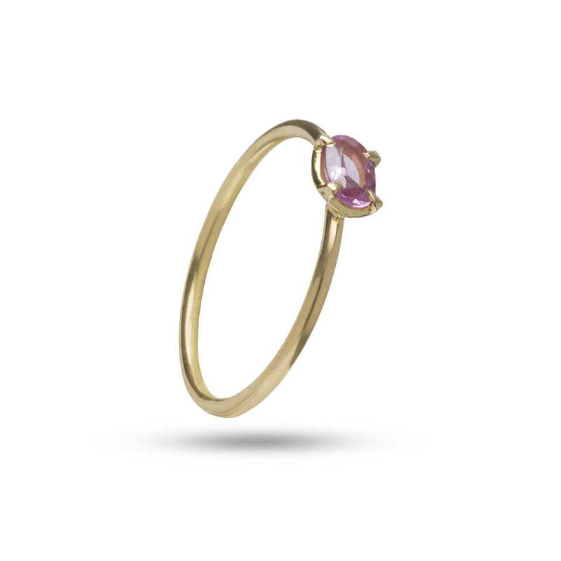 Delicate oval Pink 18K Gold Ring w. Sapphire