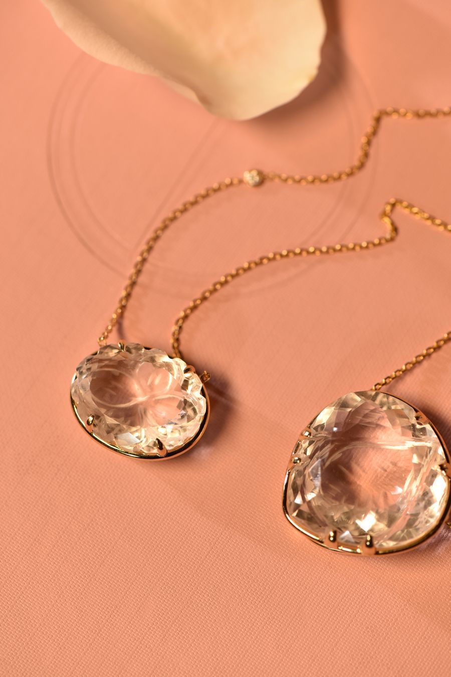 Camelia 18K Gold Necklace w. Diamonds & Crystal Quartz