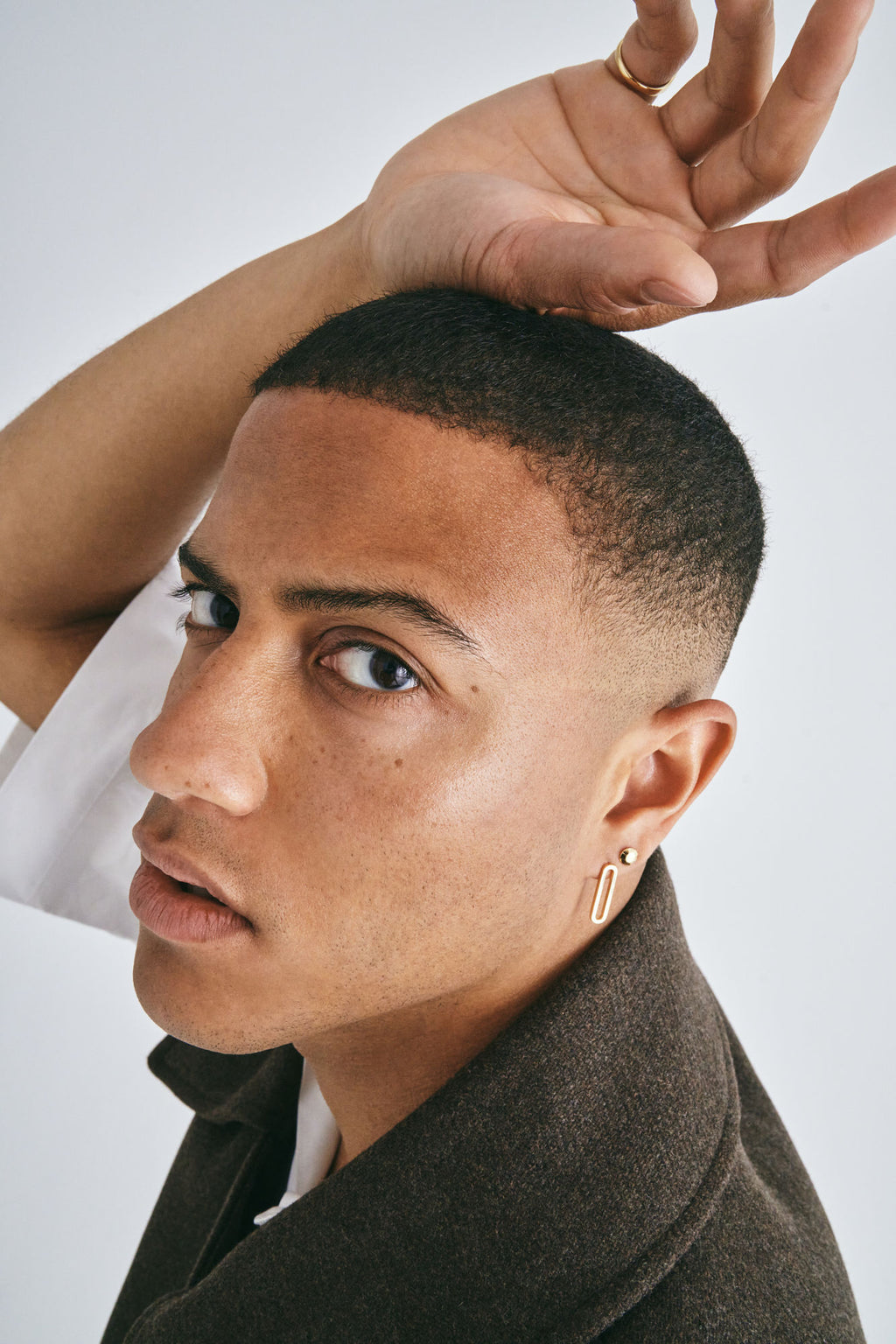 The sigh I 18K Gold Earrings