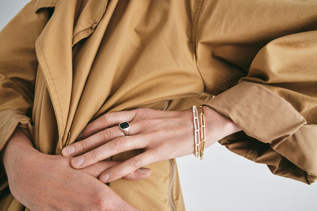 Inhaling him Armreif aus Silber