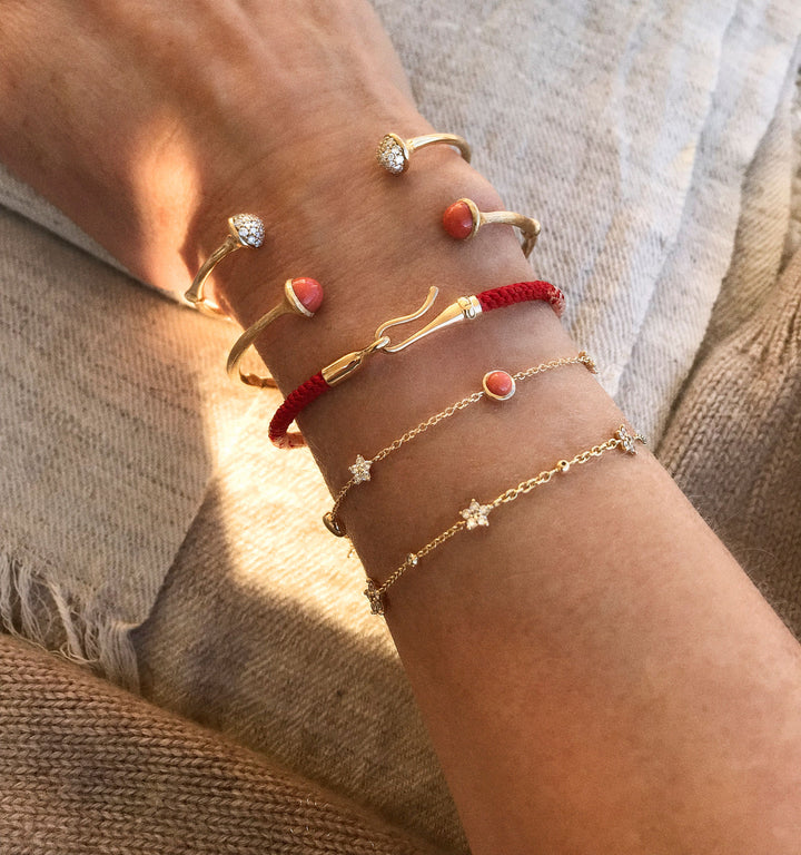 Nature 18K Gold Bangle w. Coral