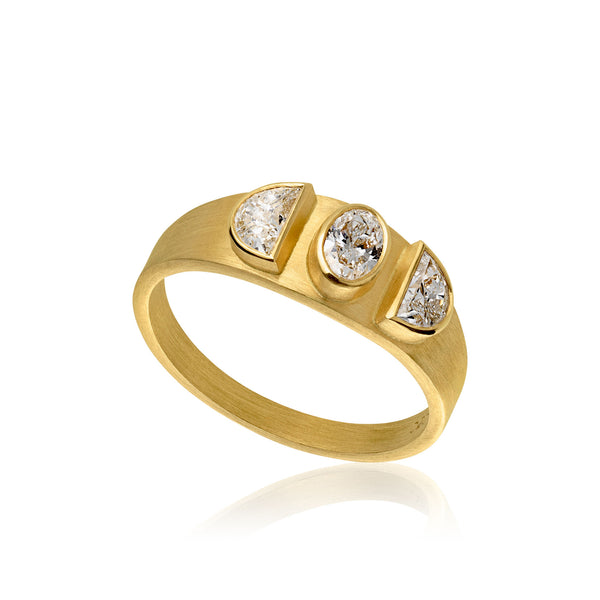 Luna 18K Gold Ring w. Diamonds
