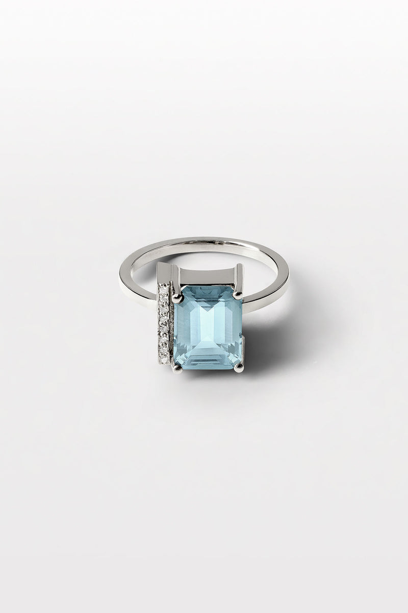 Lustre 06 18K Hvidguld Ring m. Diamanter & Akvamarin