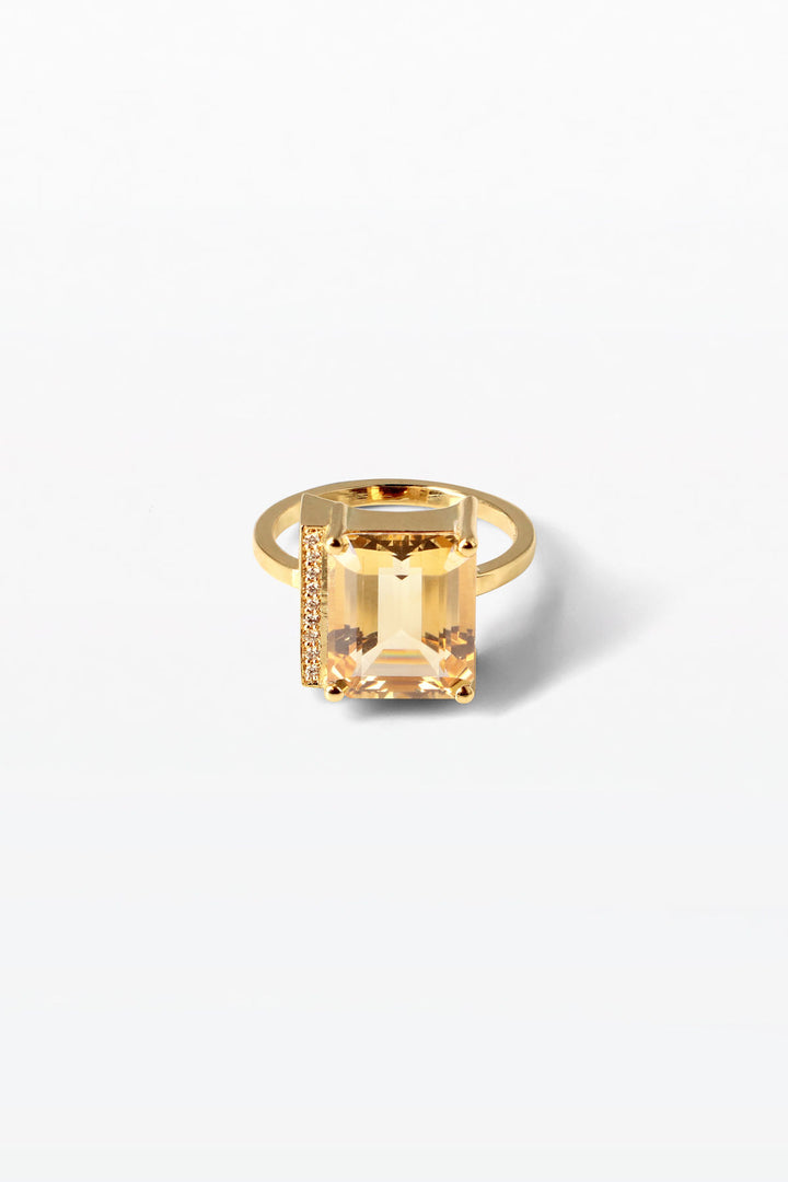 Lustre 09 18K Gold Ring w. Diamonds & Citrin