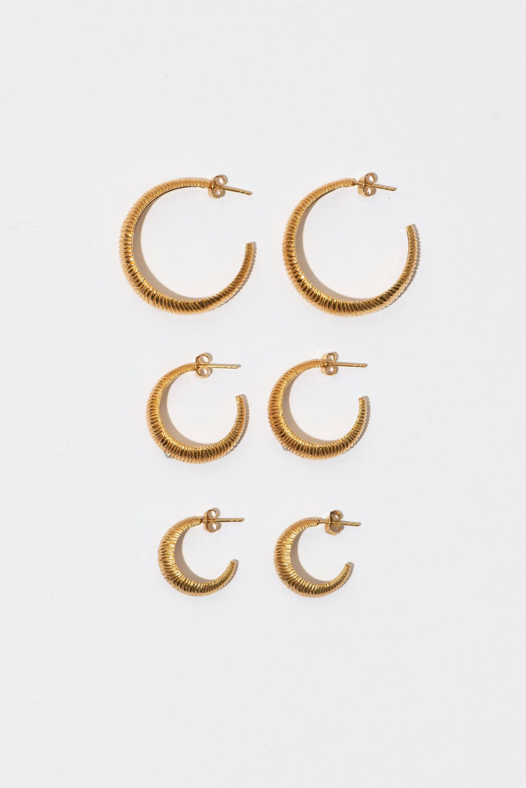 The Beach Small Gold Plated Hoops w. Pearls - Pair