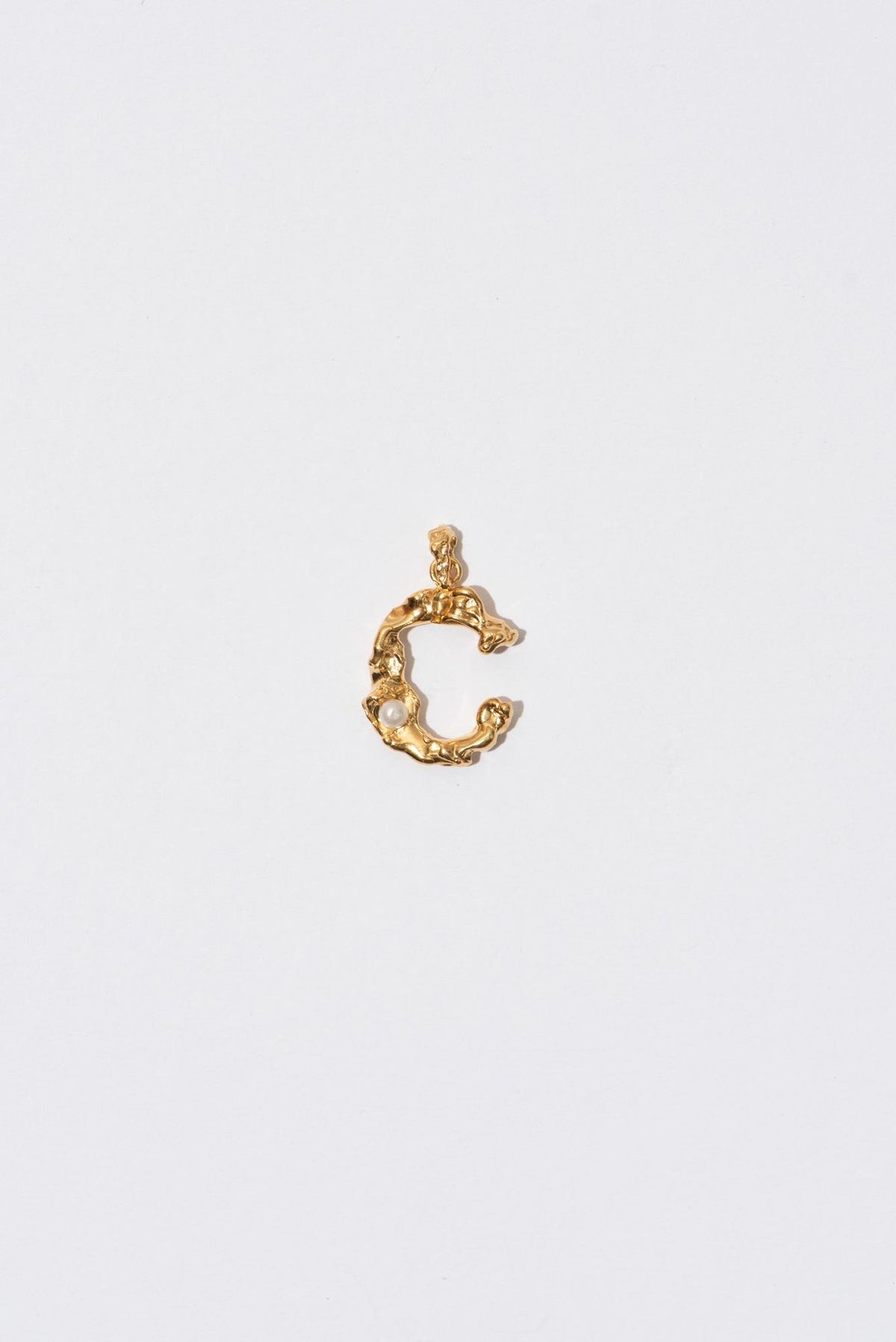 The Pearl Letter Gold Plated Pendant w. Pearl
