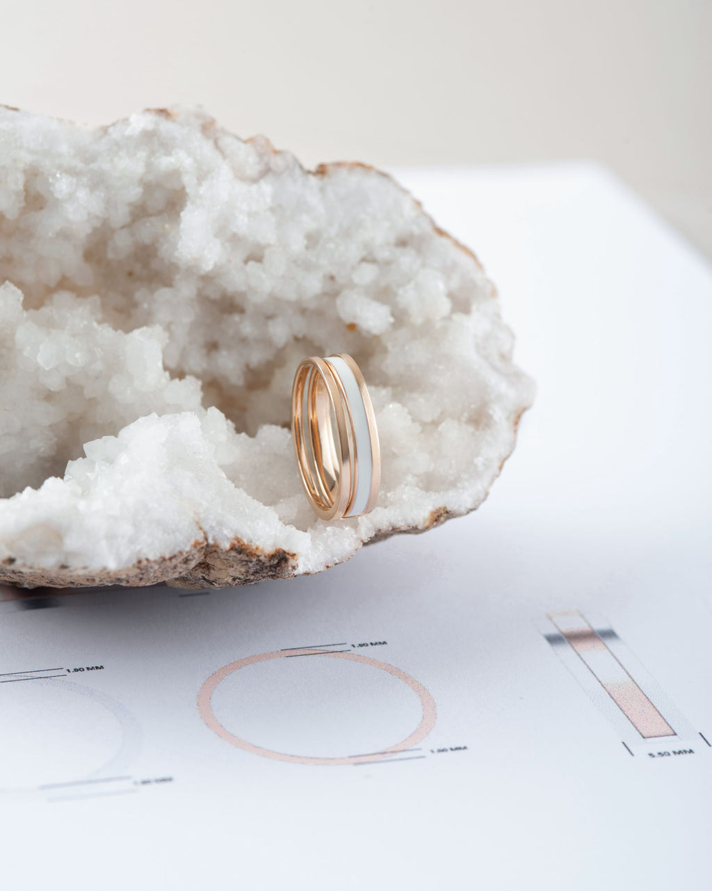 Unisex We 18K Rosegold Ring w. White Lacquer