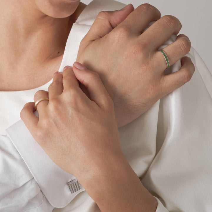 Unisex I Matt 18K Gold Ring