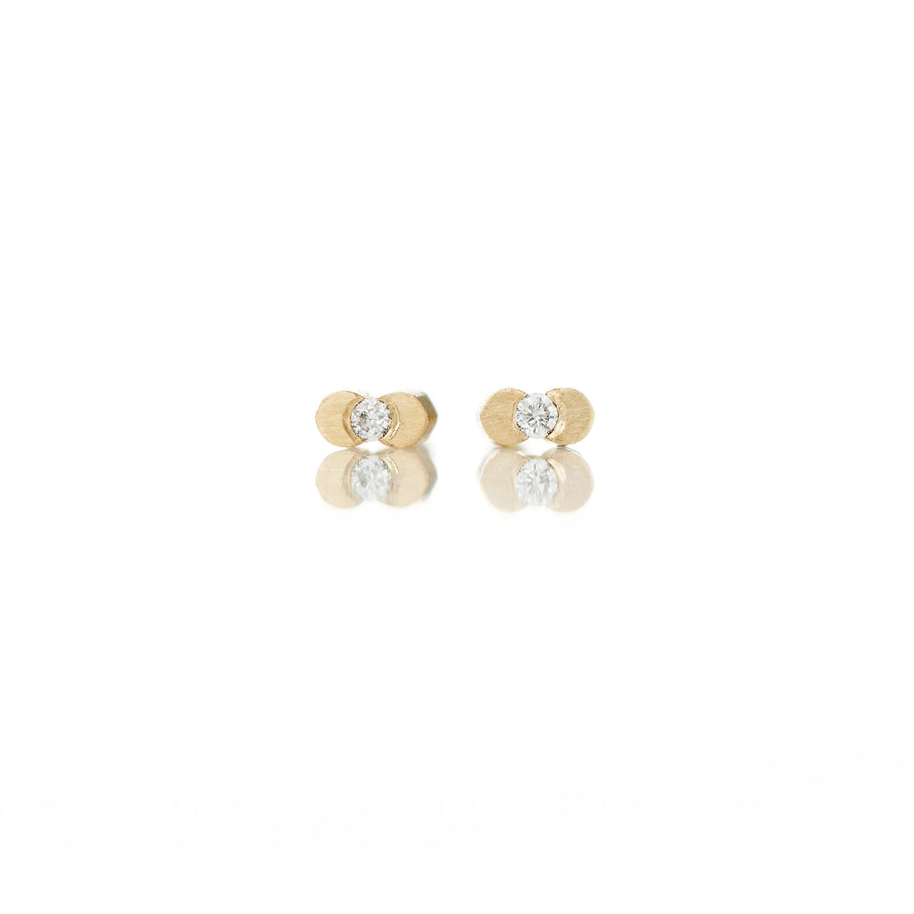 MIST Day/light 14K Gold Stud w. Diamond