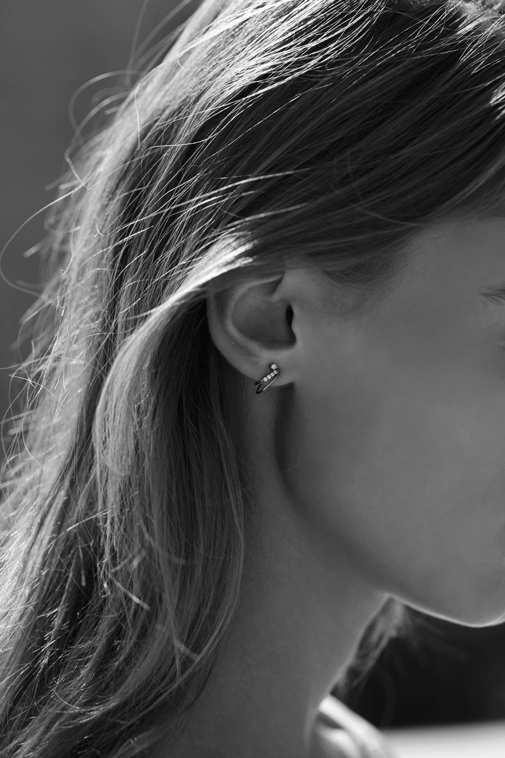 Mixing Two 18K Gold Earring w. Diamonds