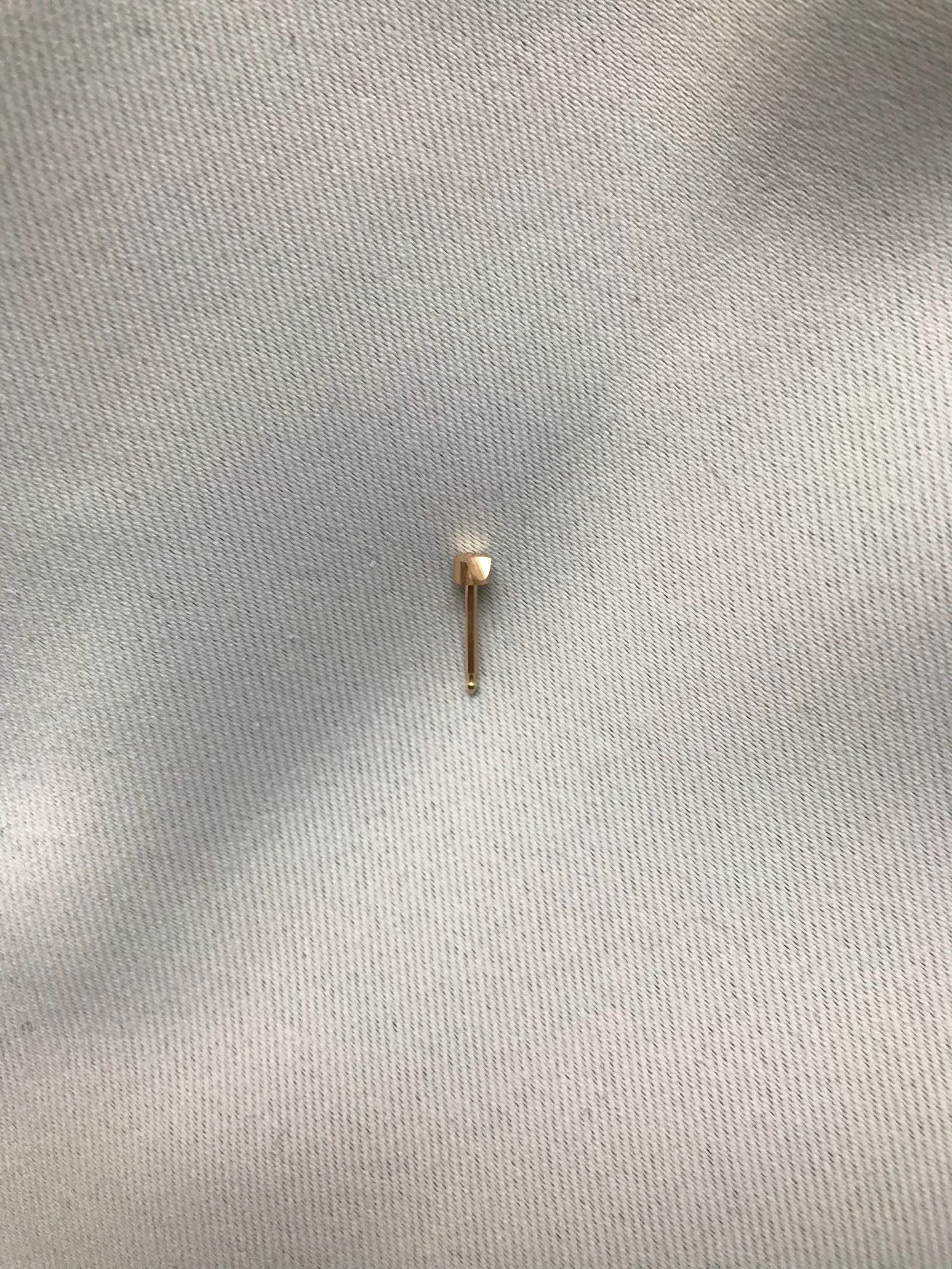 MOON 14K Gold Stud