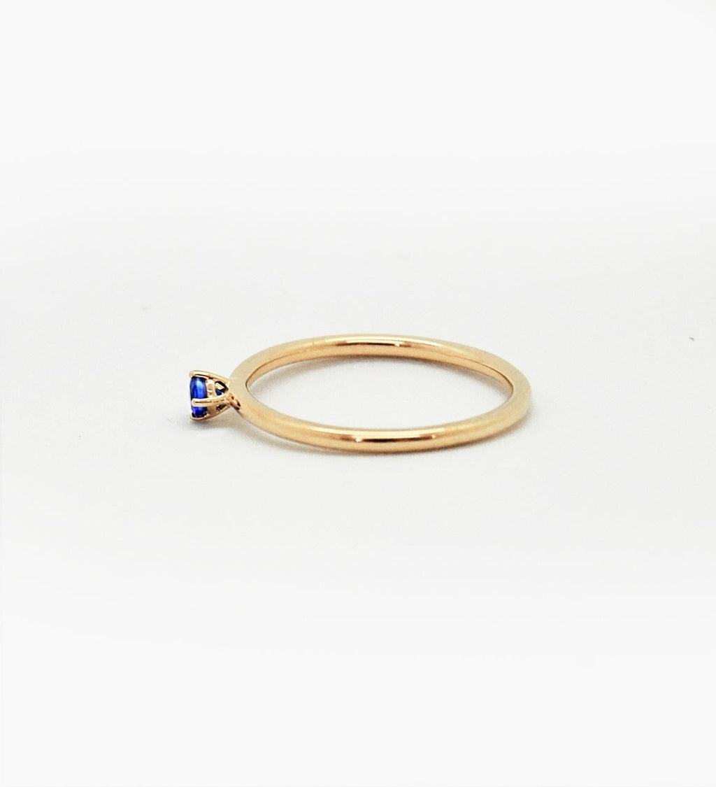 Malene 2.5 Blue 14K Gold Ring w. Sapphire