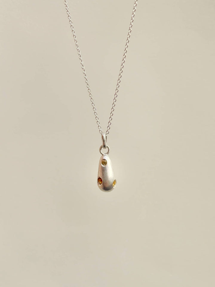 Coralie Grzes | Manon Amulet of November Silver Necklace w. Citrin