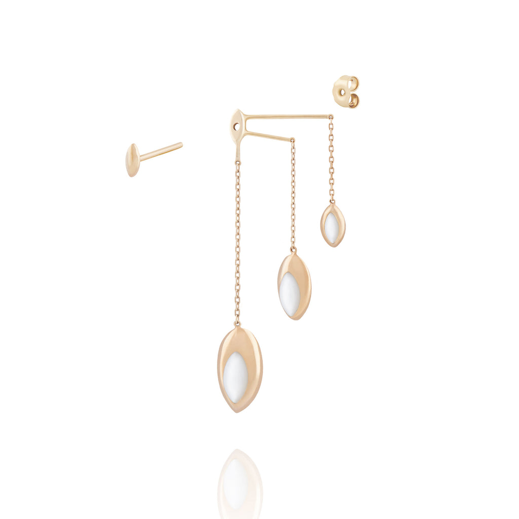 Swinging Ohrringe aus 18K Gold I Malachit & Perle