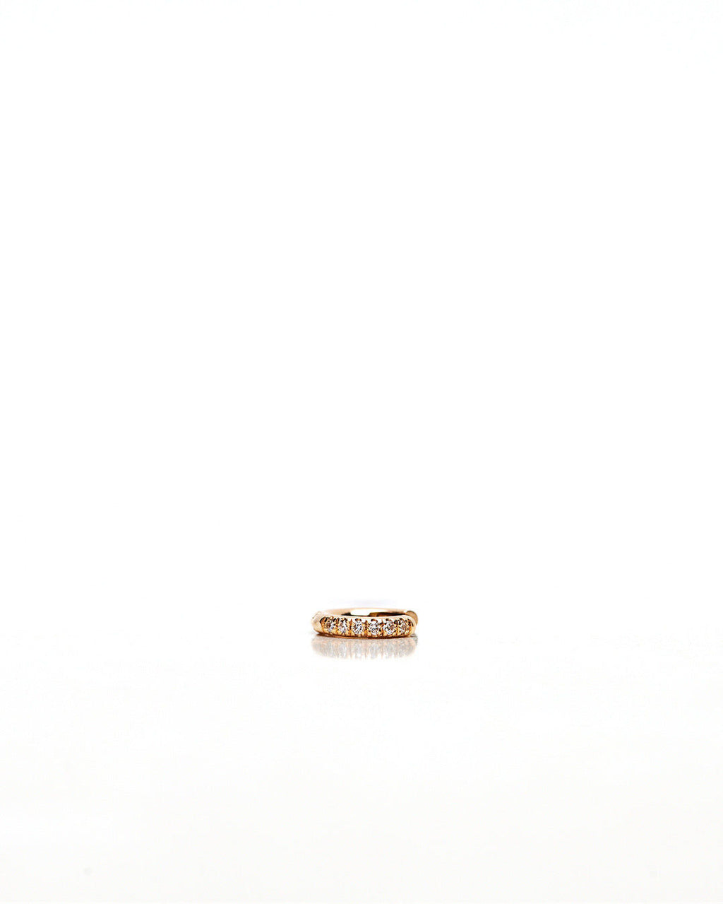Signature 5mm 18K Gold, Whitegold or Rosegold Huggie w. Diamonds