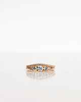 Elise 18K Gold, Whitegold or Rosegold Ring w. Diamonds