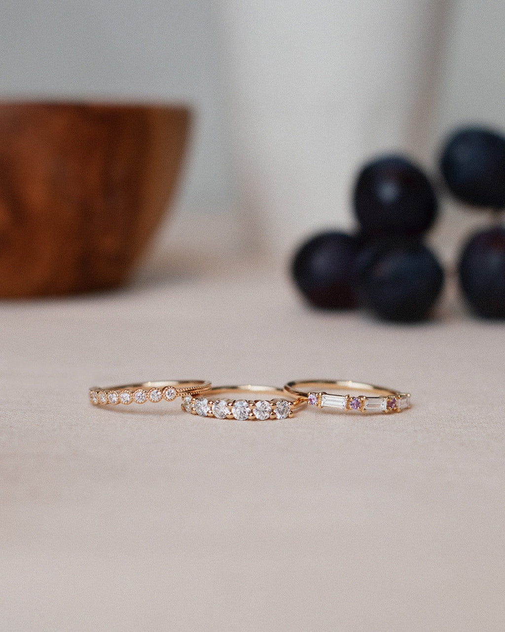 Mini Angel 18K Gold, Whitegold or Rosegold Ring w. Diamonds