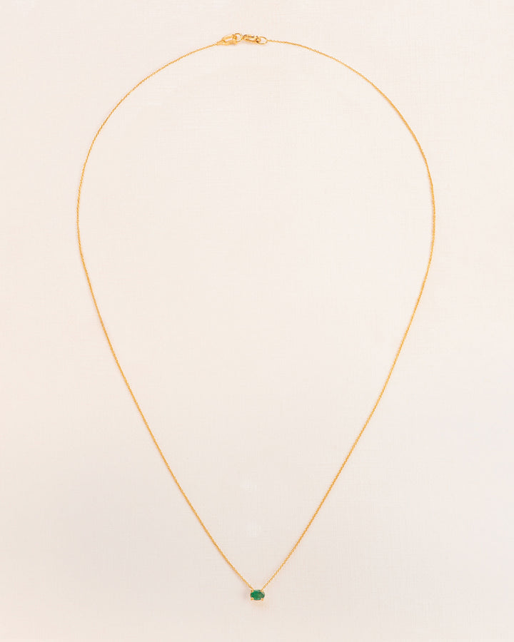 18K Gold Necklace w. Emerald