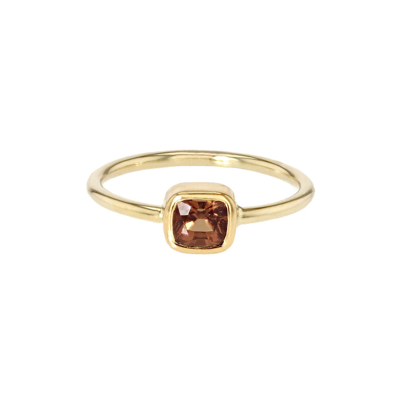 Classic Red 14K Gold Ring w. Sapphire