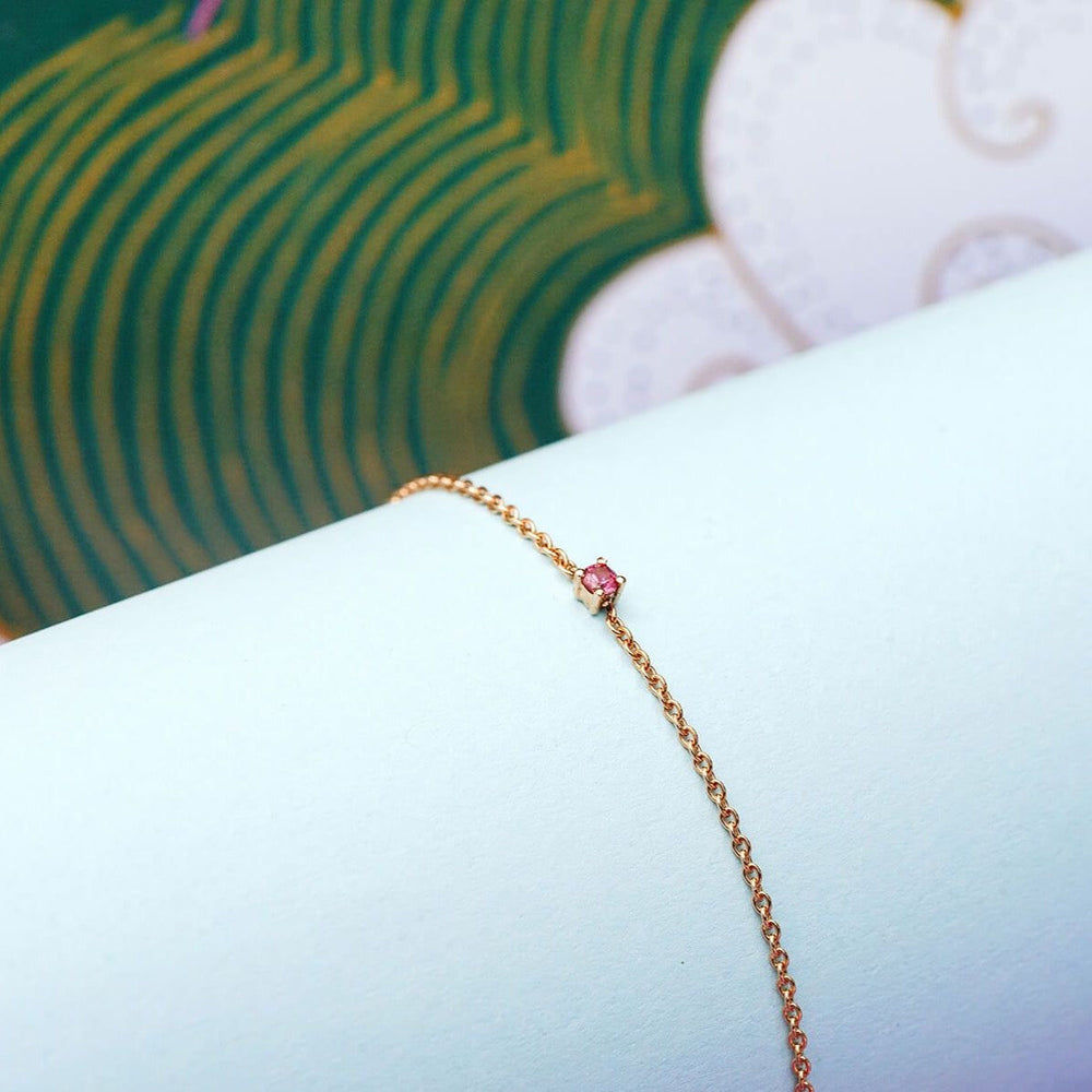 Essential Treat 18K Gold Bracelet w. Sapphire