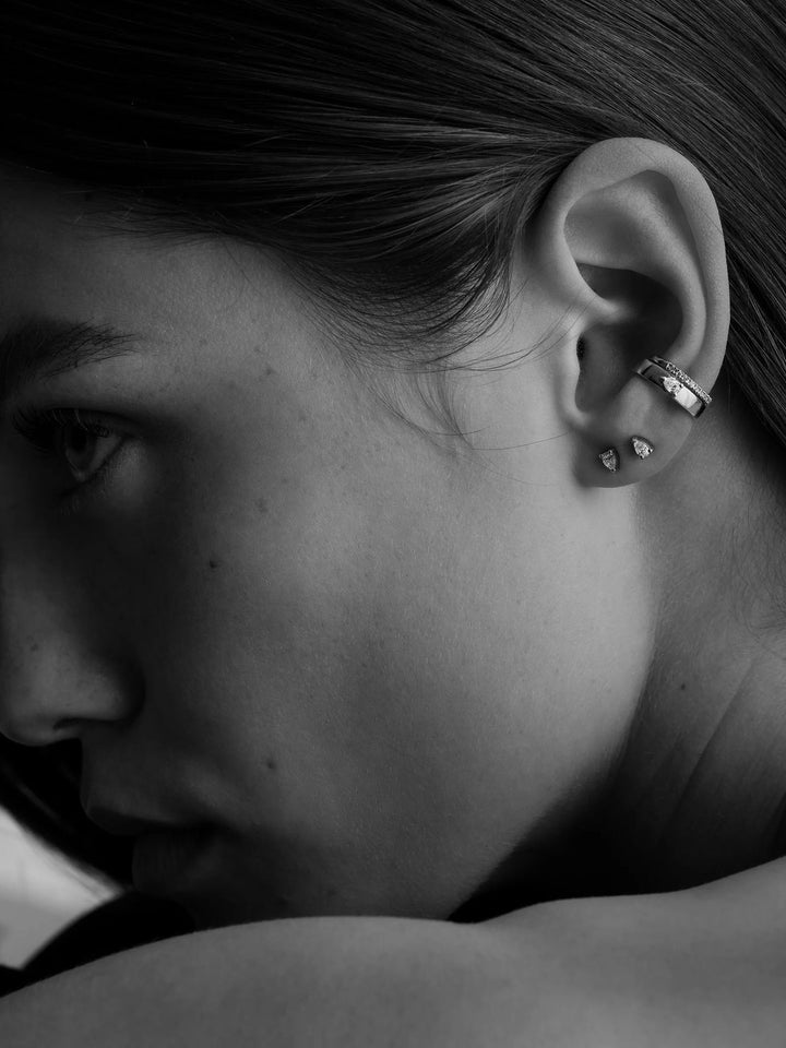 Pear 0.07 14K Gold, Whitegold or Rosegold Stud w. Diamond