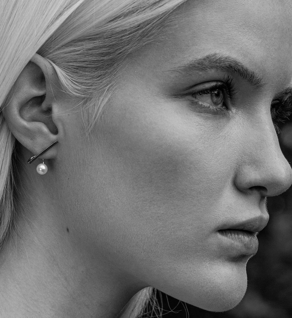 Horizontal Pearl Spiral Earring  06 - Single