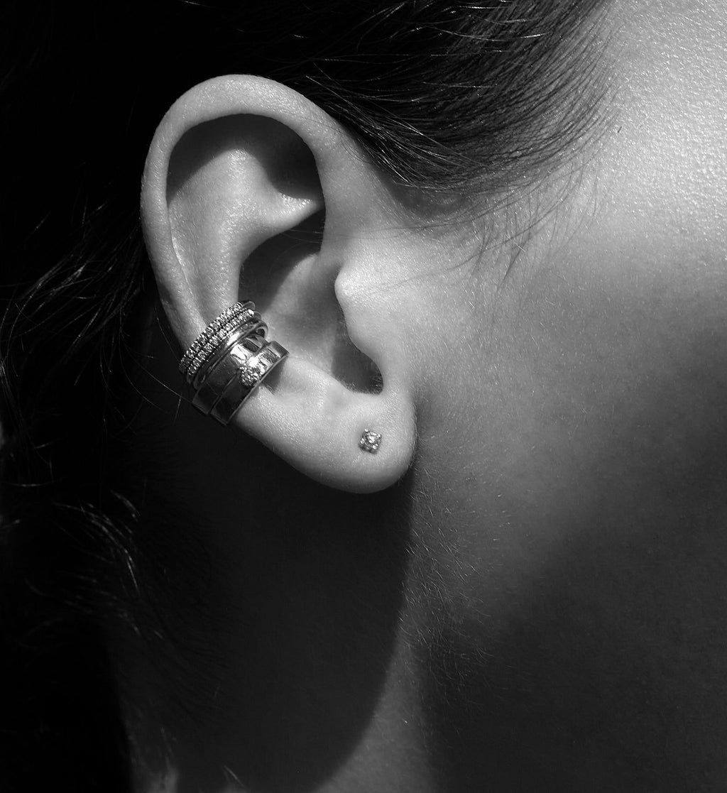 Diamant Earcuff aus 14K Gold I Weißgold oder aus Rosegold I 0.05 Kt.