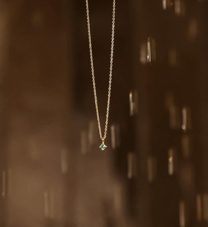 Emerald Drop 0.05 14K Gold Necklace w. Emerald