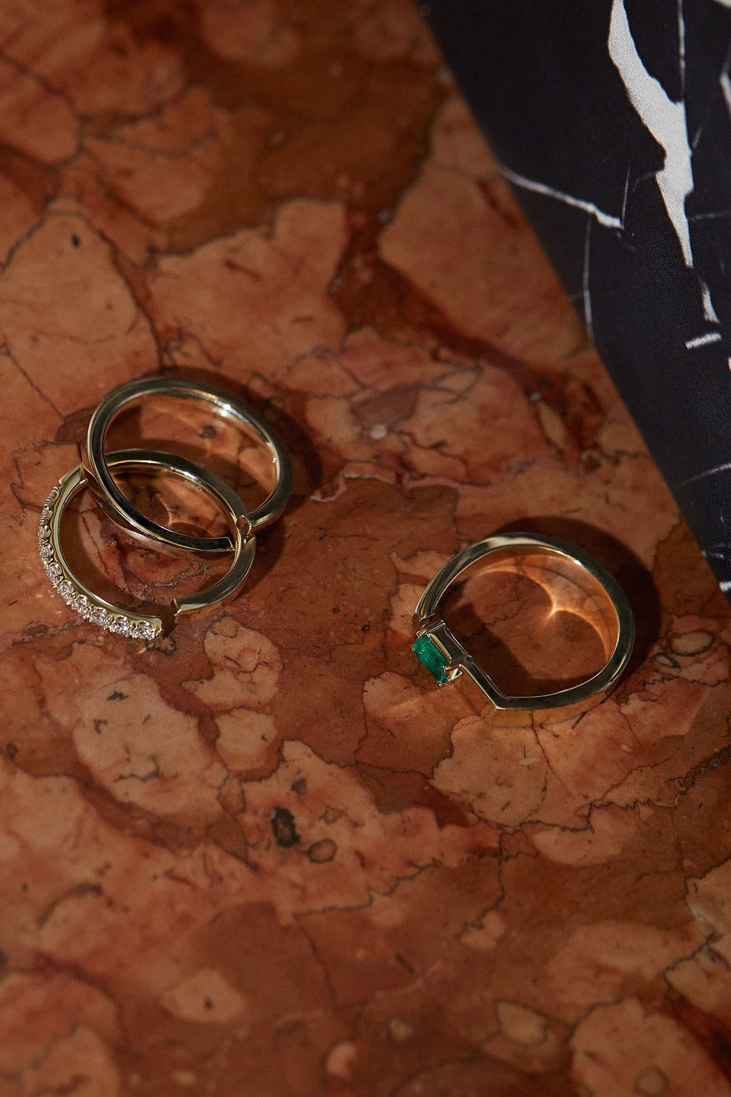 Emerald Split Bar Ring 0.28