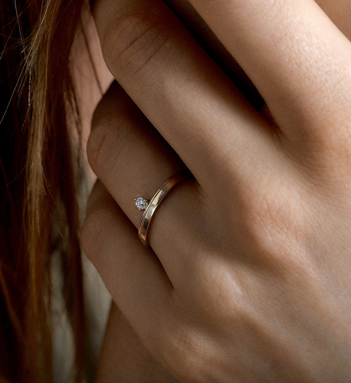 Floating Diamond Ring aus 14K Gold I 0.05 Kt.